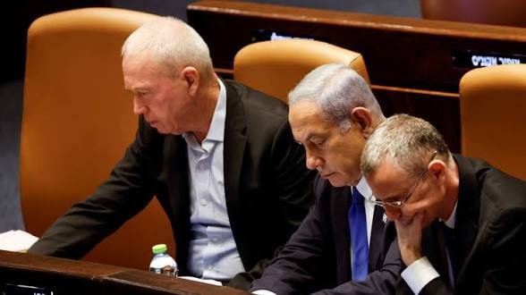 Shifting Tectonic Plates and the Collapse of Israel's Traditional Right-Wing Coalition